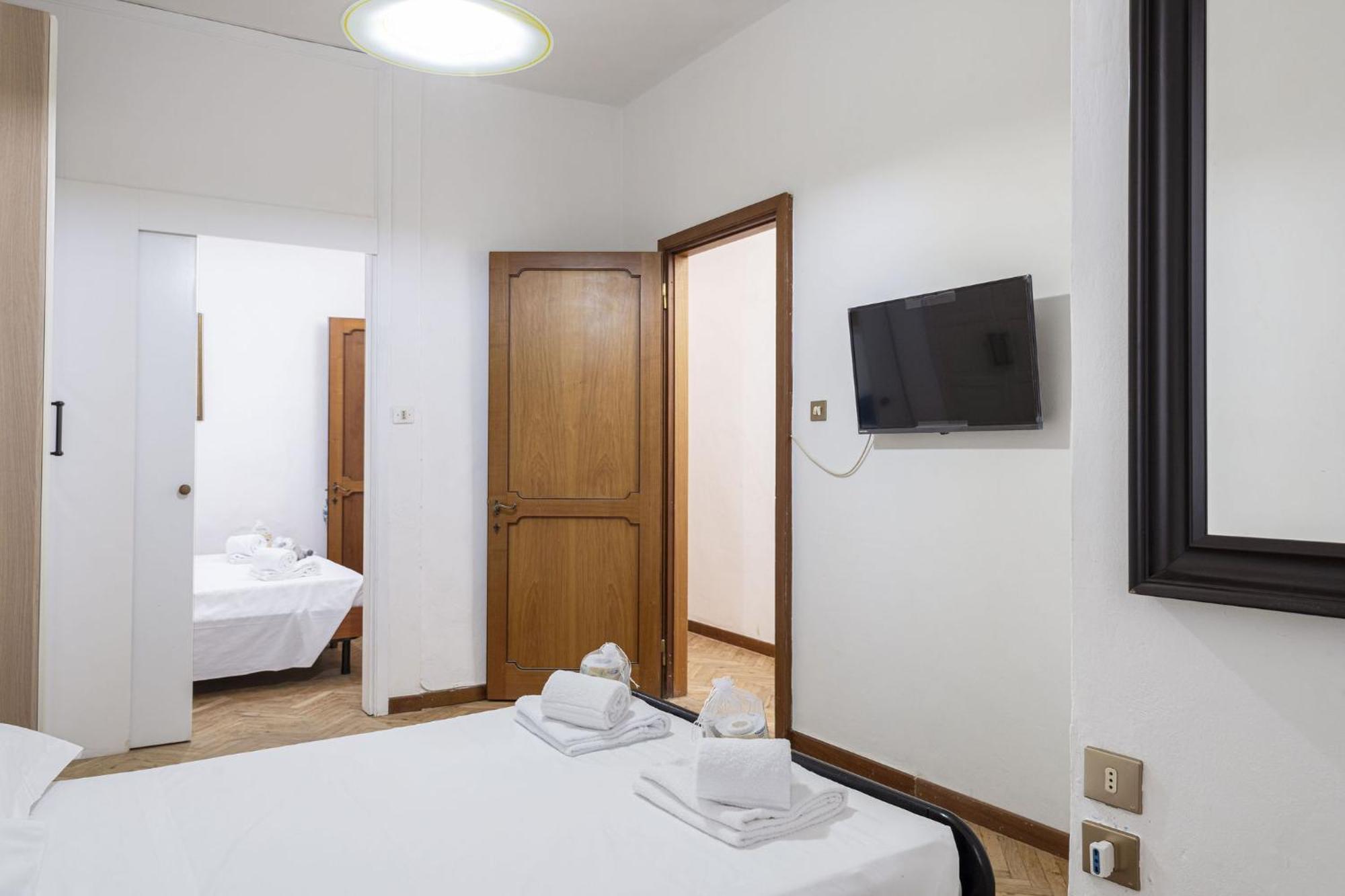 Unyca - Ampio Rifugio Per Famiglie A Firenze Apartment Екстериор снимка